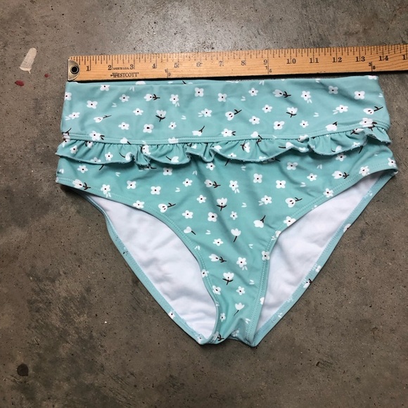 Unbranded Women’s Swimsuit Bottom High Cut Ruffle Floral Sweet Medium - Picture 3 of 5